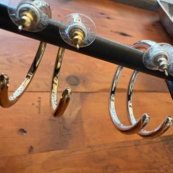 2 PAIRS VINTAGE SWAROVSKI HOOP EARRINGS GOLD & SILVER CLEAR PAVE CRYSTALS - Picture 12 of 13